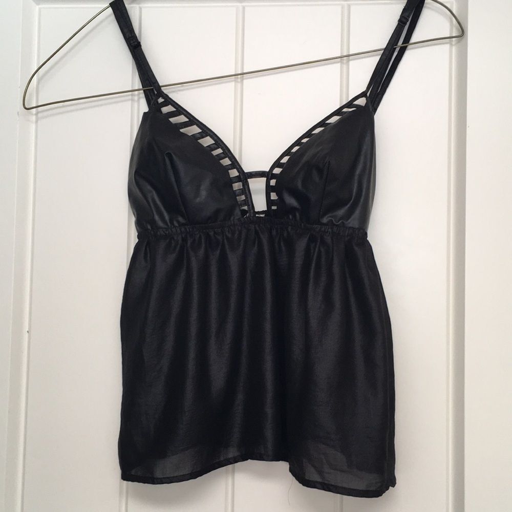 🛍 Black babydoll top.  Pleather material / sheer